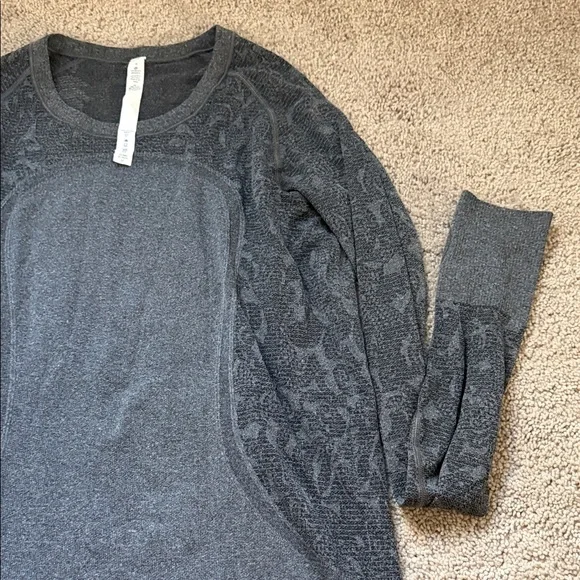 lululemon athletica Gray Long Sleeve Top - Picture 3 of 4